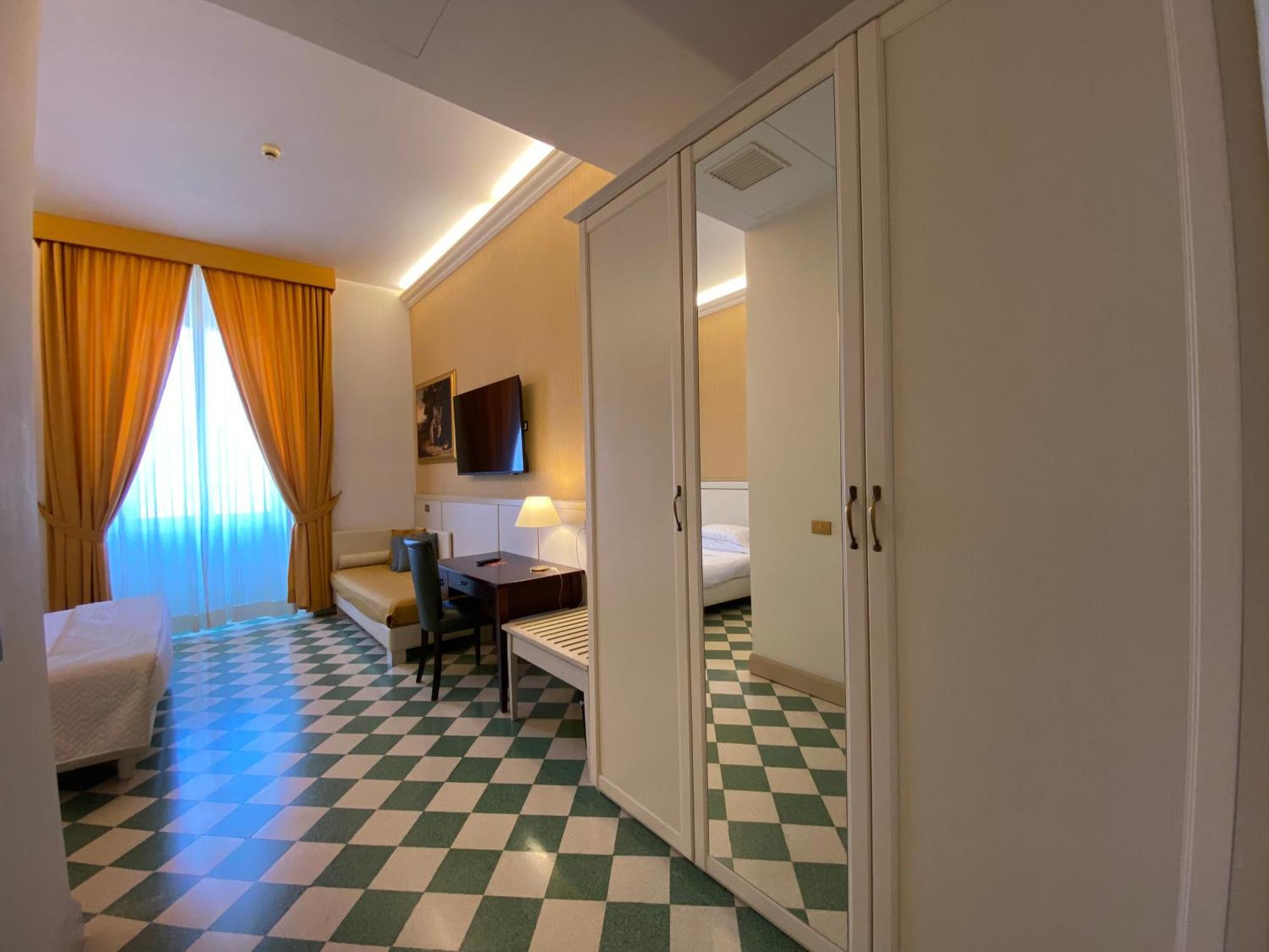 Basilica Hotel Roma Exterior foto